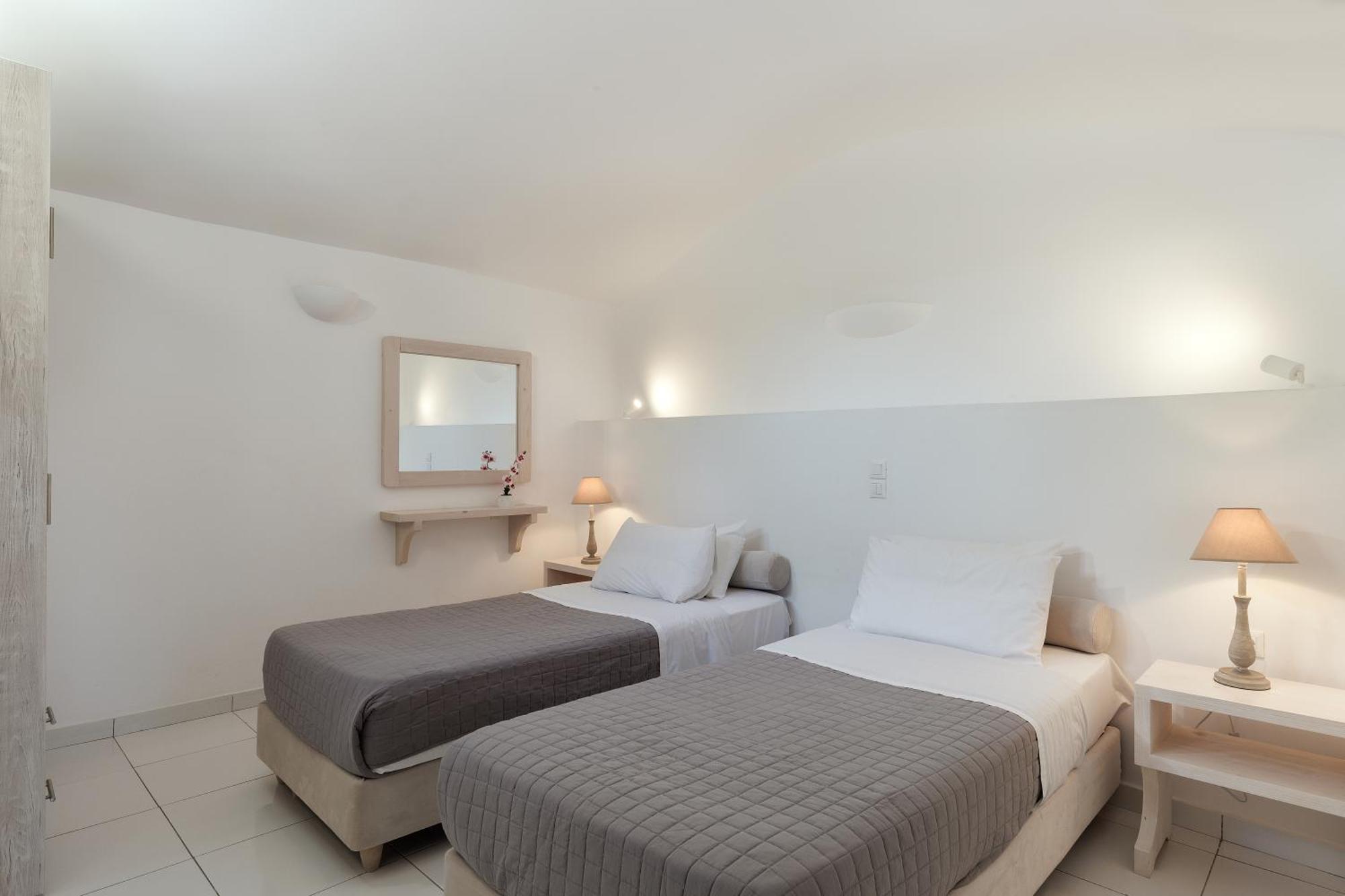 Zatrikion Santorini Villas Pyrgos Kallistis Exterior foto