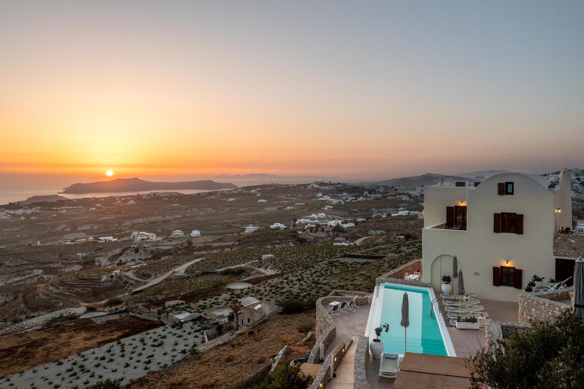 Zatrikion Santorini Villas Pyrgos Kallistis Exterior foto
