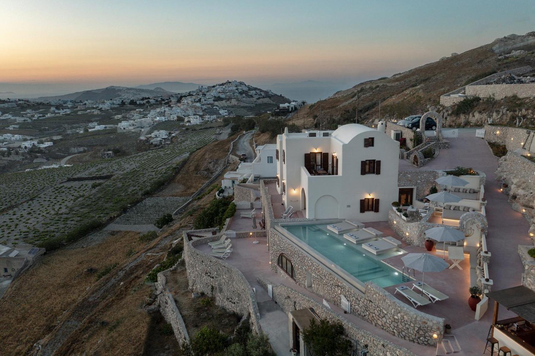 Zatrikion Santorini Villas Pyrgos Kallistis Exterior foto